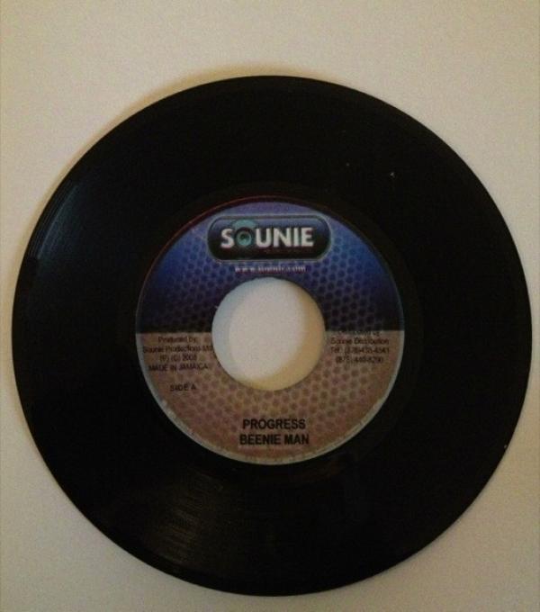 Beenie Man, Chantelle Ernandes - Progress / I Wish