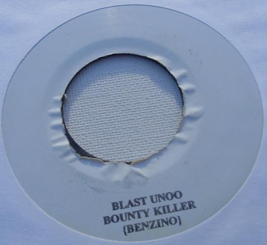 Bounty Killer, Singer J - Blast Unoo / One Man