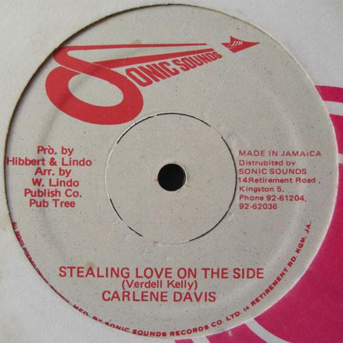 Carlene Davis - Stealing Love On The Side