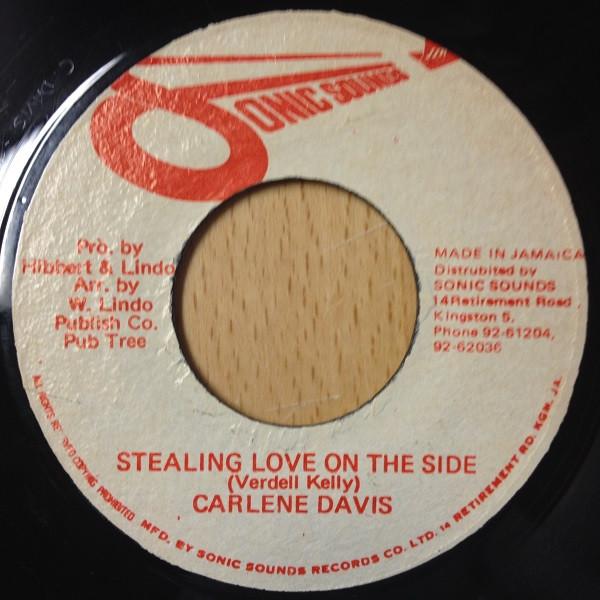 Carlene Davis - Stealing Love On The Side