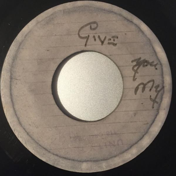 Derrick & Paulette - I'll Do It / Give You My Heart