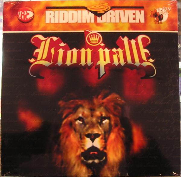  - Lion Paw
