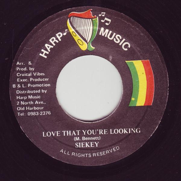 Siekey - Love That You're Looking