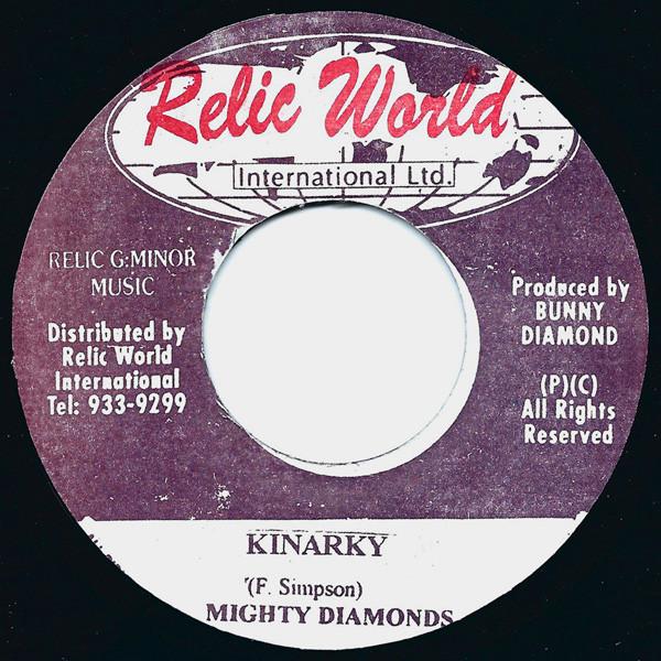 The Mighty Diamonds, Chrisinti - Kinarky / Holding On